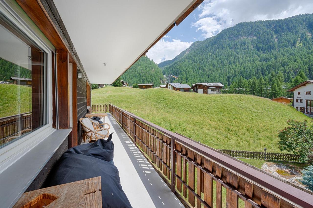 Matterhorn Panorama Apartment Zermatt Bagian luar foto